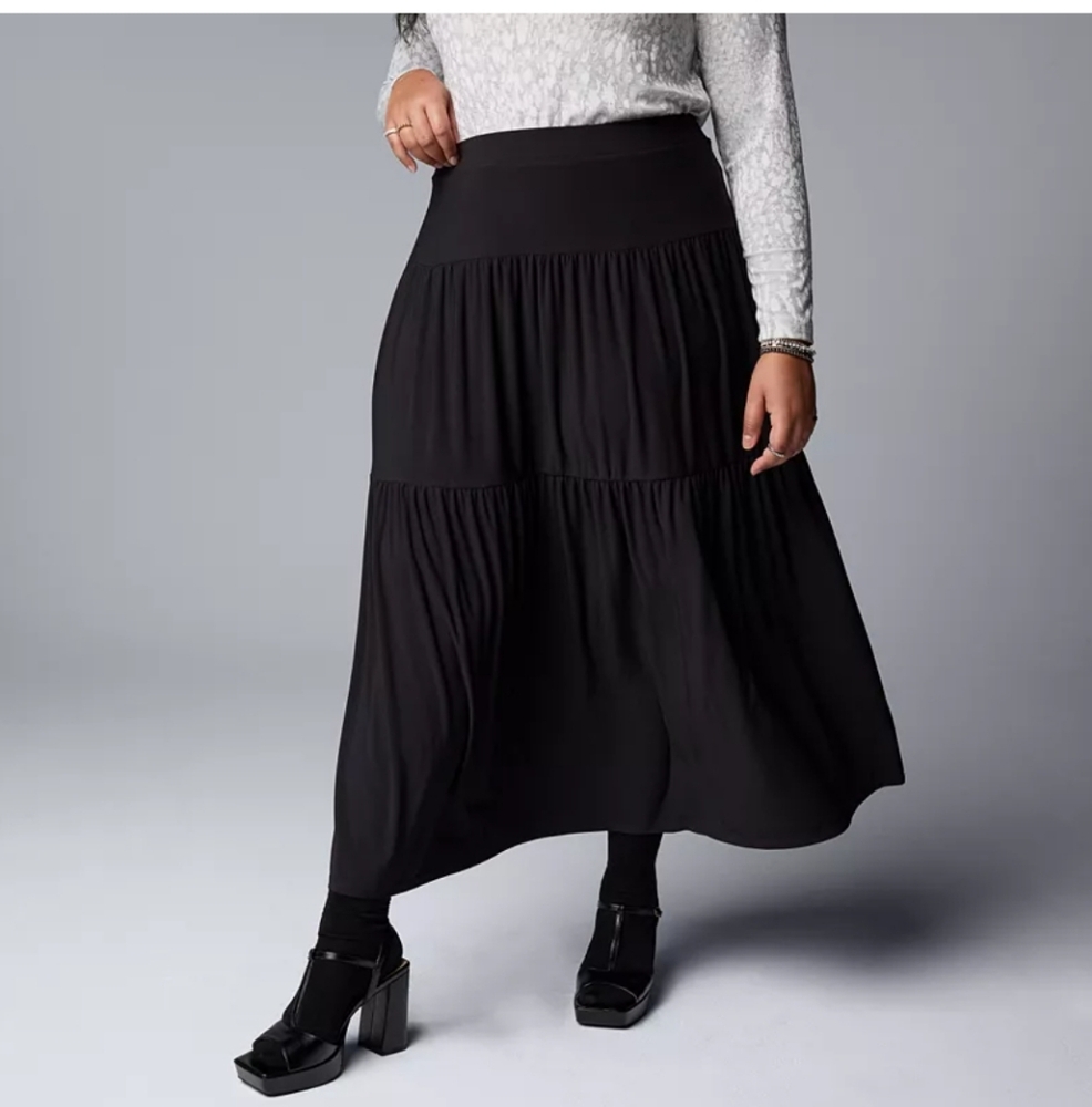 Vera Wang Black Maxi A-Line Skirt Pleated